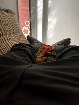 NoddingScorpion online show from November 6, 9:10 am