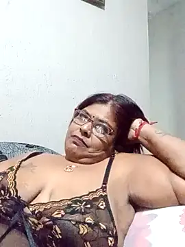 Snapshot of mileesha chatting on April 27, 6:39 pm mileesha online show from April 27, 6:39 pm