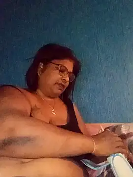 Snapshot of mileesha chatting on May 23, 3:05 pm mileesha online show from May 23, 3:05 pm