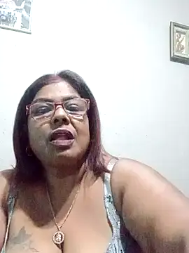 Snapshot of mileesha chatting on July 3, 6:25 pm mileesha online show from July 3, 6:25 pm