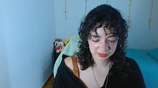 sajecrismaa online show from March 30, 8:21 pm