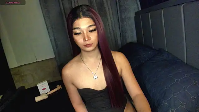 TrinityFucksYou online show from April 6, 12:28 pm