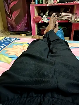 Tamilpayan09876 online show from November 20, 1:44 pm