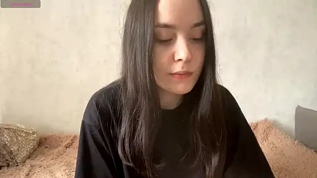 Snapshot of AriaVice chatting on September 10, 9:53 am AriaVice online show from September 10, 9:53 am