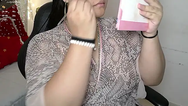 heluejamil online show from February 26, 8:08 pm