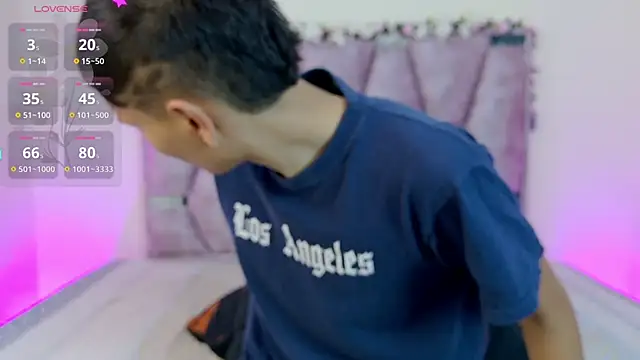 lana and liam  online show from October 30, 10:38 am