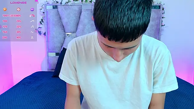 lana and liam  online show from April 10, 10:20 am