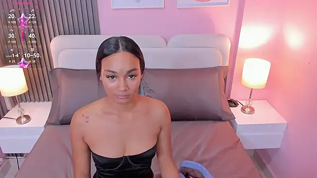 Clawdeen  wolf online show from September 18, 8:00 pm