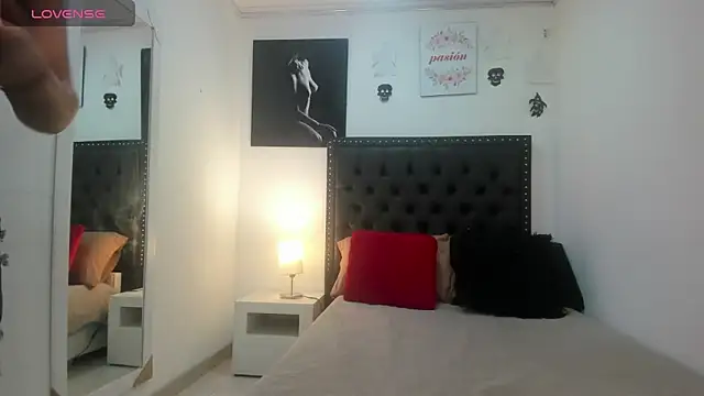 ScarlettVell online show from October 30, 7:36 pm