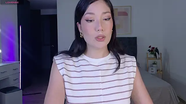 Eliih 01 online show from November 22, 3:49 am