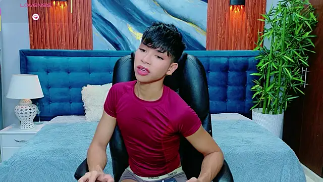 Snapshot of dilan_911 chatting on May 19, 7:09 pm dilan 911 online show from May 19, 7:09 pm