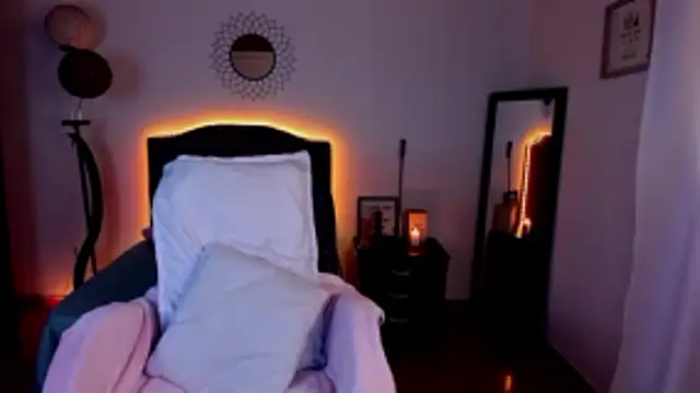  lia baby online show from December 2, 2:23 pm