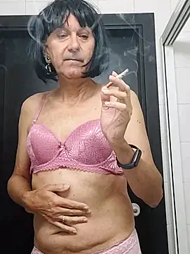Snapshot of Emily_de_Carla chatting on October 17, 6:27 am Emily de Carla online show from October 17, 6:27 am