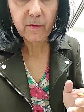 Emily de Carla online show from October 28, 4:31 pm