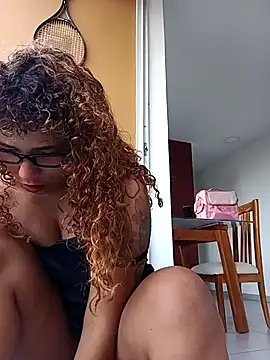 Vikyvoyeur online show from November 11, 4:40 pm