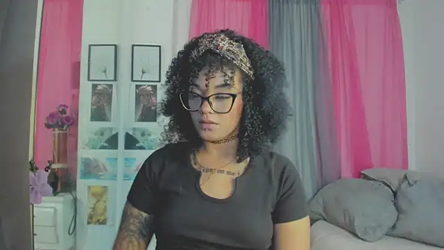 Darkflama1 online show from October 4, 6:28 pm