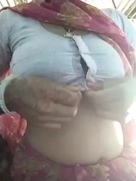 Hot-qwer online show from February 14, 4:42 am