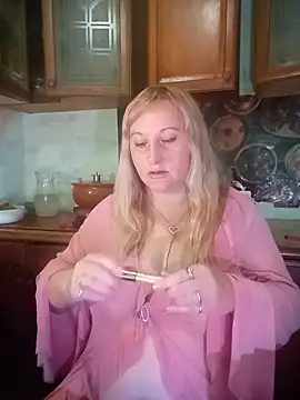 XHelenaX90 online show from November 16, 8:25 pm