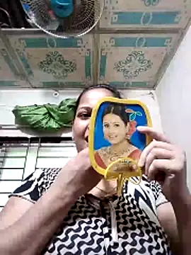Snapshot of Payel_50 chatting on June 17, 10:50 am Payel 50 online show from June 17, 10:50 am
