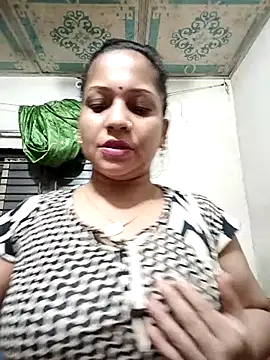 Snapshot of Payel_50 chatting on July 6, 4:42 pm Payel 50 online show from July 6, 4:42 pm