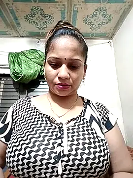 Snapshot of Payel_50 chatting on July 8, 3:49 pm Payel 50 online show from July 8, 3:49 pm