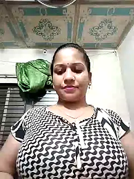 Snapshot of Payel_50 chatting on July 9, 6:45 pm Payel 50 online show from July 9, 6:45 pm