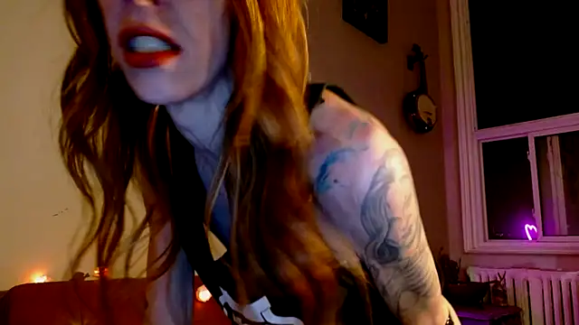 Snapshot of Spicy_Cinnamon_Heart chatting on February 28, 7:42 am Spicy Cinnamon Heart online show from February 28, 7:42 am