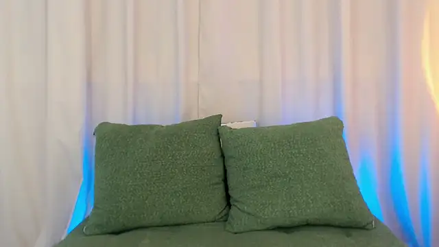 BlackEyesGirl online show from September 14, 6:34 am