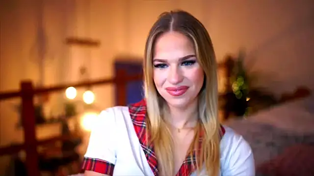 Emilyvanroessel online show from November 2, 7:49 pm