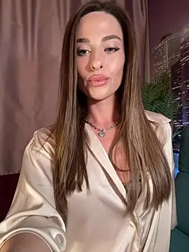 Snapshot of _shadylady_ chatting on August 2, 4:38 pm shadylady online show from August 2, 4:38 pm