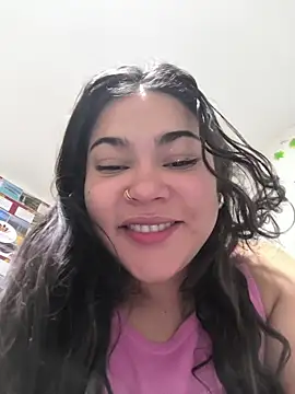 Snapshot of Vale_Walker chatting on February 3, 8:47 pm Vale Walker online show from February 3, 8:47 pm