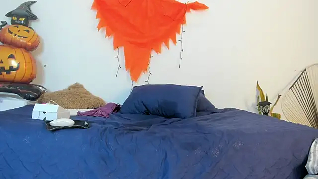  Miaa khalifa  online show from October 24, 12:01 pm