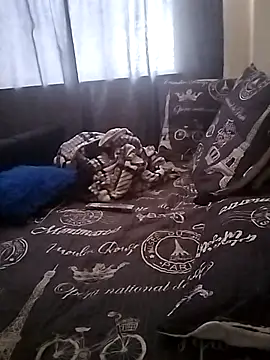 Snapshot of TmanZim2025 chatting on February 11, 11:37 am TmanZim2025 online show from February 11, 11:37 am