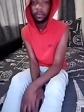 Snapshot of TmanZim2025 chatting on March 1, 5:42 am TmanZim2025 online show from March 1, 5:42 am