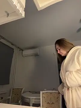 DeniMilkyyyyy online show from November 19, 5:24 pm