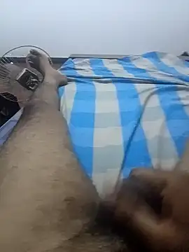 ceyloanboy online show from April 29, 10:52 am