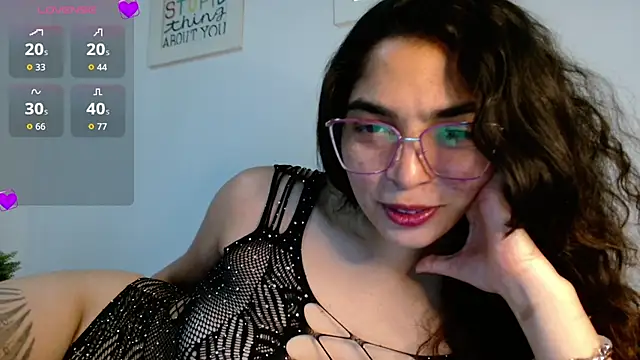 Snapshot of Ariagal chatting on December 16, 7:19 pm Ariagal online show from December 16, 7:19 pm