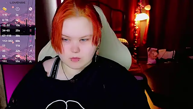 fillisfox  online show from April 22, 11:01 am