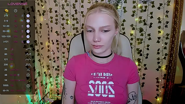 AnyaTaylor  online show from February 3, 6:40 am