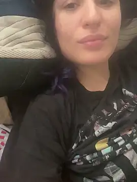 kendrafarq online show from April 20, 7:04 pm