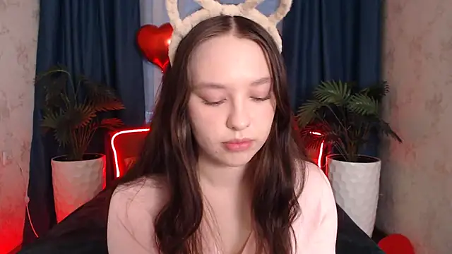 PureLedy online show from March 13, 1:01 am