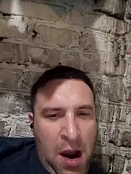 Snapshot of Ivandovxxxl_1010 chatting on November 16, 1:44 am Ivandovxxxl 1010 online show from November 16, 1:44 am