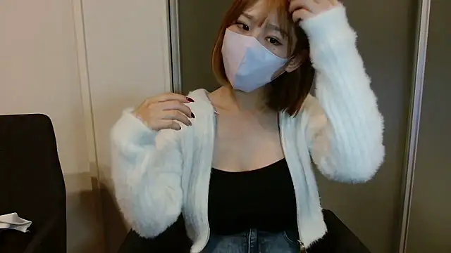 JURIO0715 online show from October 27, 3:27 pm