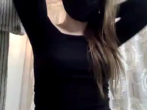 Mia 8 online show from December 4, 2:15 pm