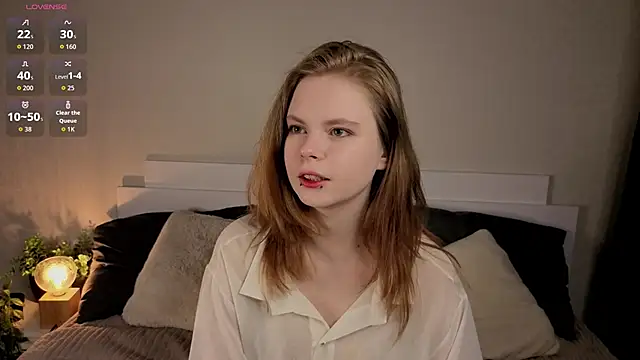 Snapshot of JulietteRain chatting on April 30, 4:46 pm JulietteRain online show from April 30, 4:46 pm