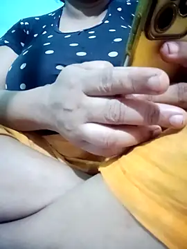 jenyfer709 online show from April 15, 4:19 am