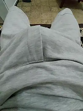 RaoufDz17cm online show from October 23, 8:18 pm