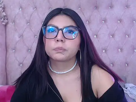 Snapshot of Jessica_Carter_01 chatting on February 13, 10:17 pm Jessica Carter 01 online show from February 13, 10:17 pm