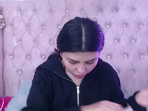 Snapshot of Jessica_Carter_01 chatting on February 14, 1:08 pm Jessica Carter 01 online show from February 14, 1:08 pm