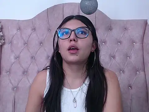 Snapshot of Jessica_Carter_01 chatting on February 26, 5:01 pm Jessica Carter 01 online show from February 26, 5:01 pm